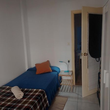Cozy Private Room 1 Валенсия Екстериор снимка
